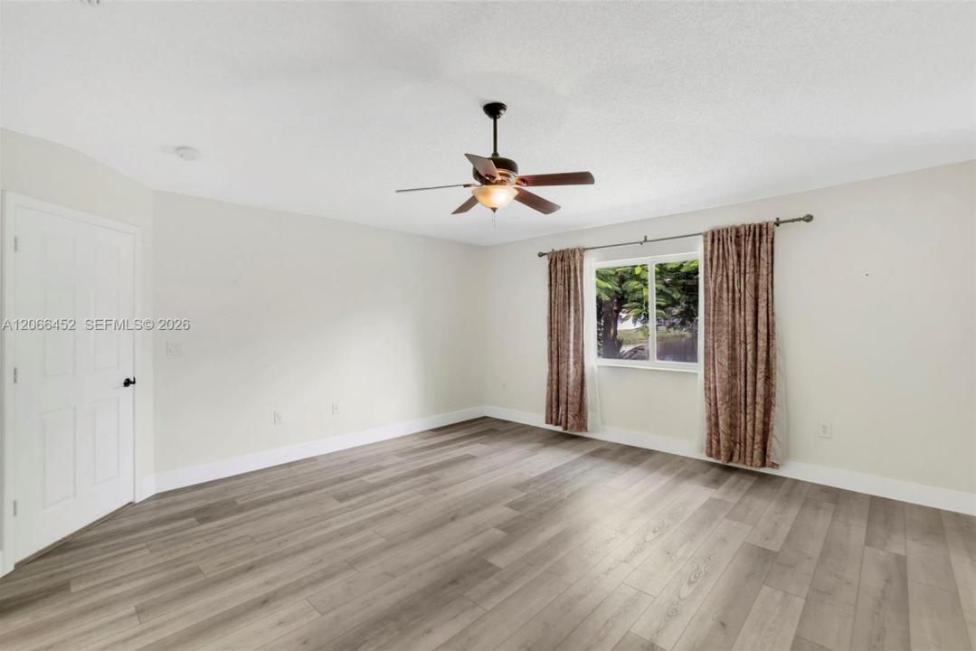 16850 Crestview Ln, Weston, Floride 33326, États-Unis