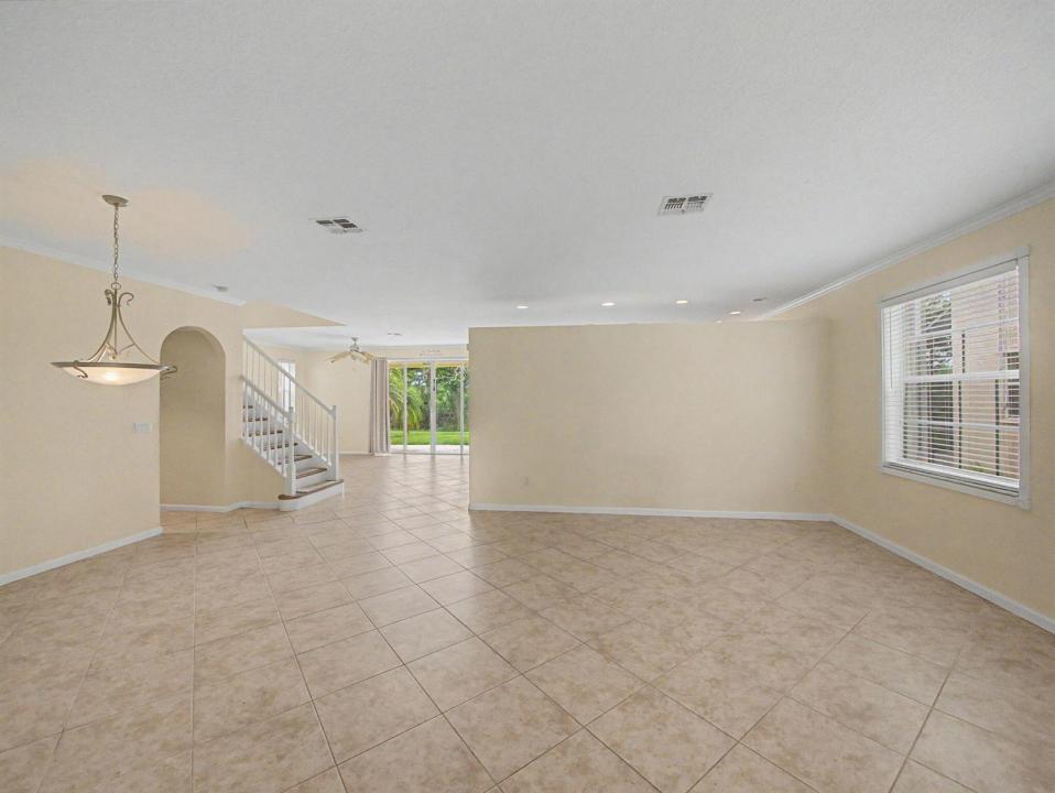 11728 SW Bennington Circle, Port St. Lucie, Floride 34987, États-Unis