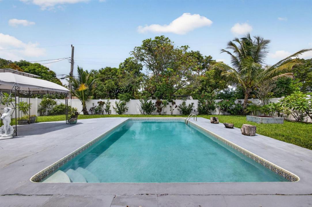 813 Date Palm Drive, Lake Park, Floride 33403, États-Unis