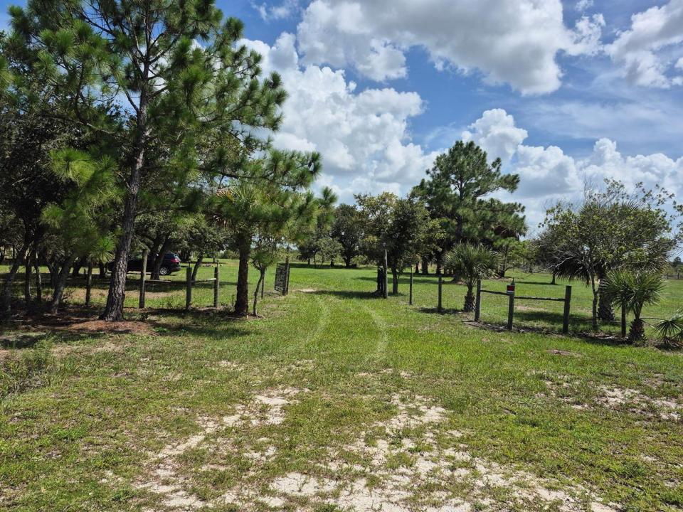 17064 NW 304TH Street, Okeechobee, Floryda 34972, USA
