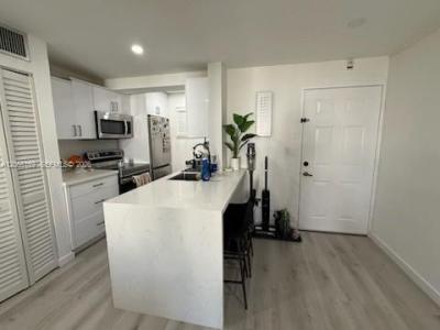 8607 SW 68th Ct 27, Pinecrest, Florida 33156, USA