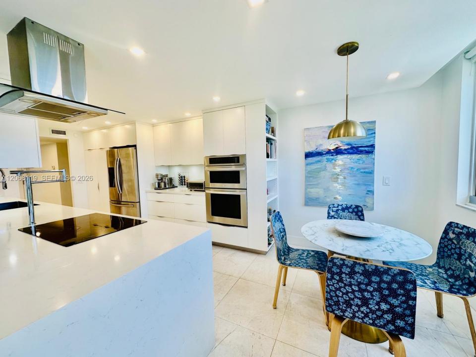 901 E Camino Real 7D, Boca Raton, Florida 33432, USA
