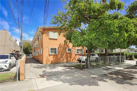 3191 SW 23rd St, Miami, Florida 33145, USA