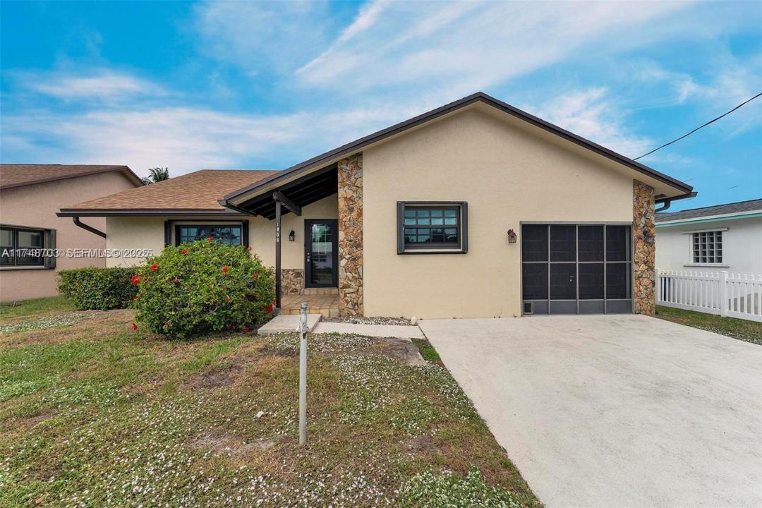 1406 NW 8TH Street, Dania Beach, Floride 33004, États-Unis