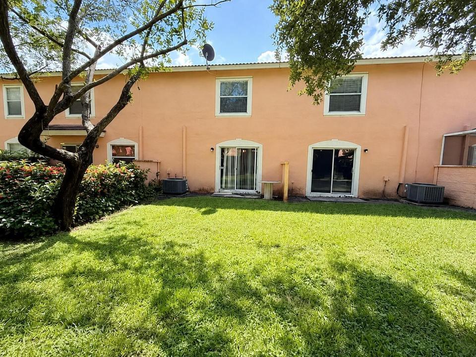 6892 Mill Brook Place, Lake Worth, Florida 33463, Stati Uniti
