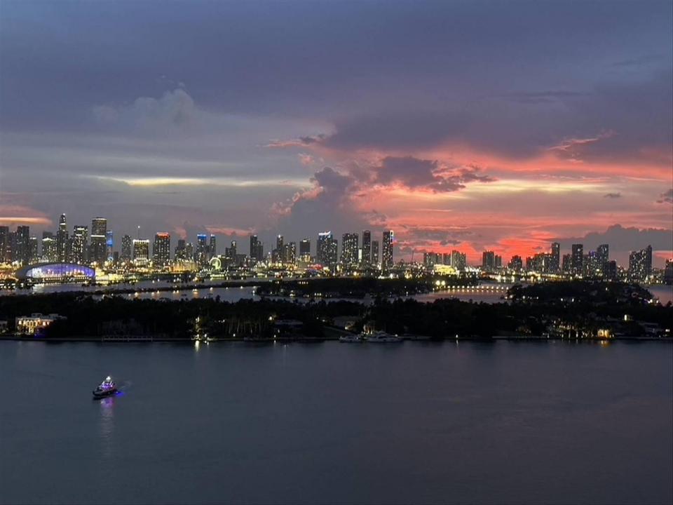 540 WEST Avenue 2011, Miami Beach, Flórida 33139, Estados Unidos