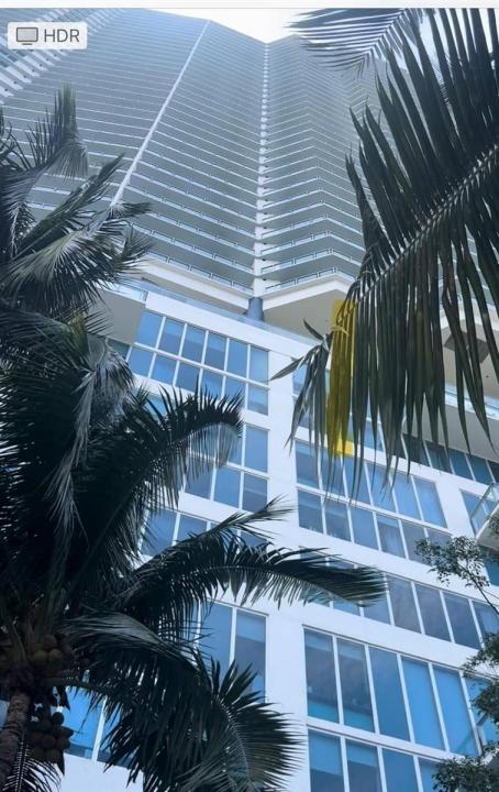 185 SW 7TH Street 1802, Miami, Florida 33130, USA
