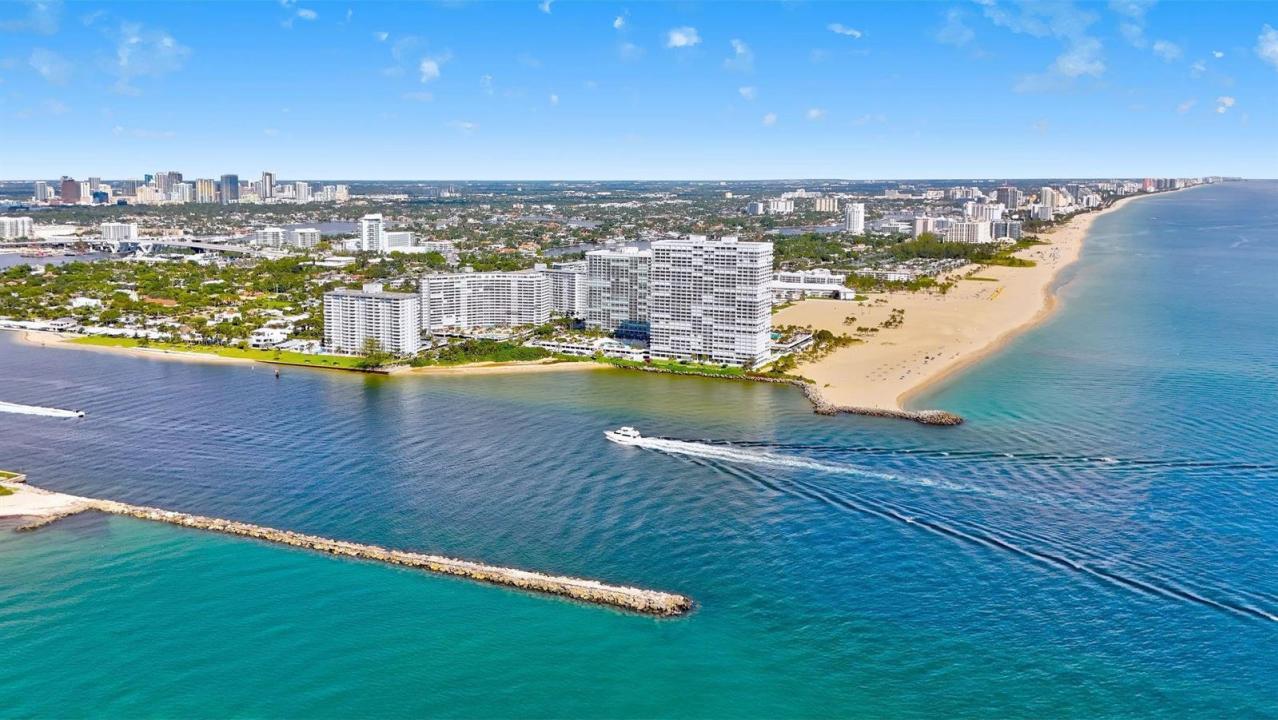 2000 S OCEAN Drive 701, Fort Lauderdale, Florida 33316, USA