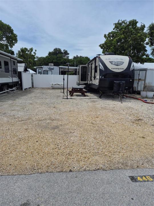 325 Calusa St, Key Largo, Flórida 33037, Estados Unidos