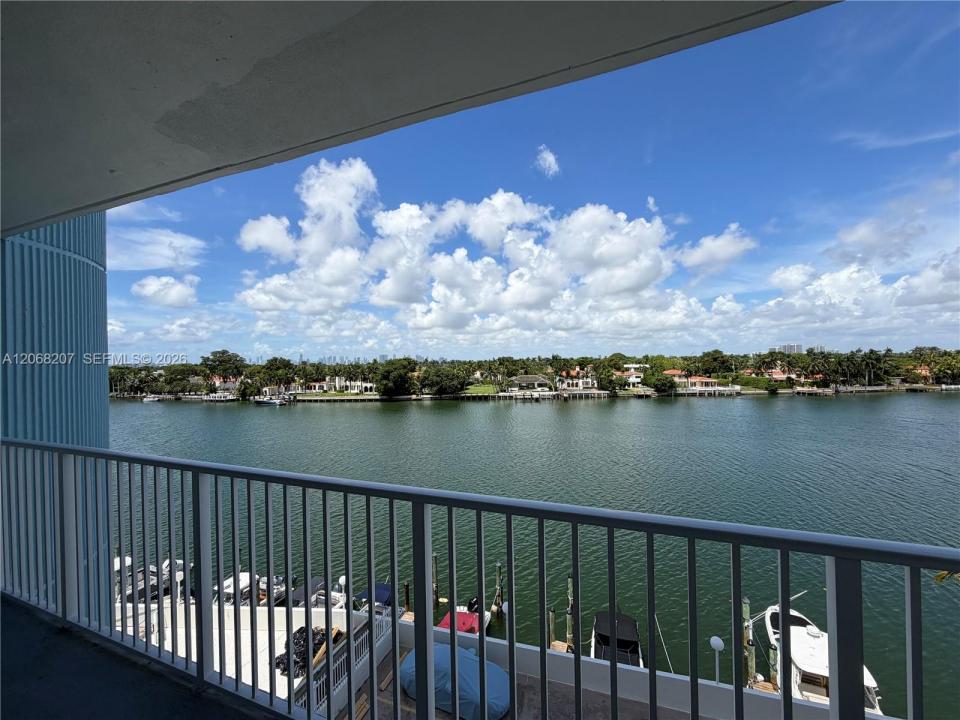 5838 Collins Ave 4A, Miami Beach, Florida 33140, Stati Uniti
