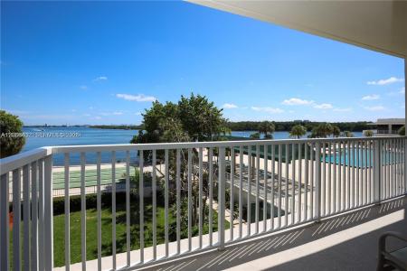 300 Bayview Dr 216, Sunny Isles Beach, Florida 33160, USA