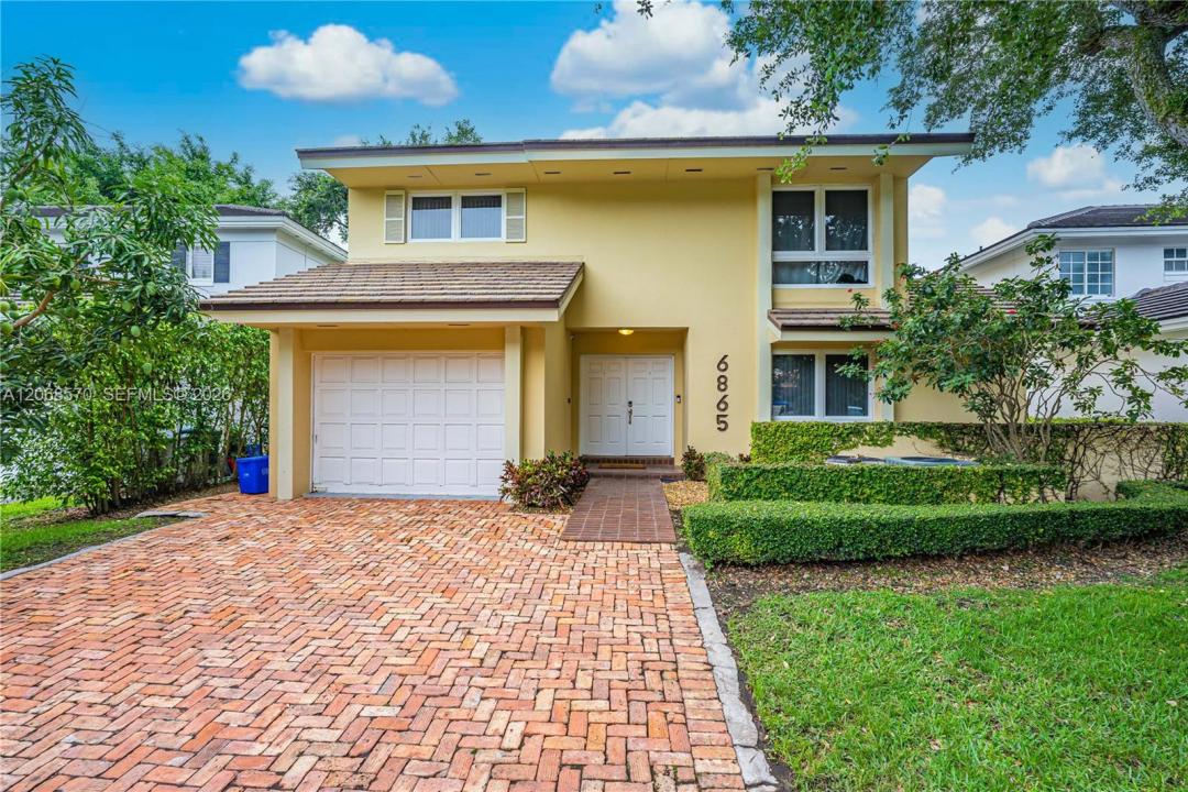 6865 Veronese St, Coral Gables, Floride 33146, États-Unis