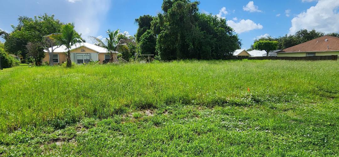 8245 SANDPINE Circle, Port St. Lucie, Florida 34952, Stati Uniti