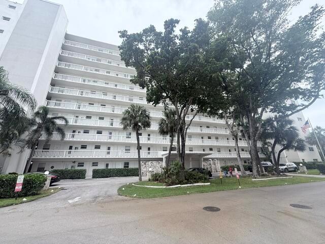 2555 NE 11TH Street 402, Fort Lauderdale, Floride 33304, États-Unis