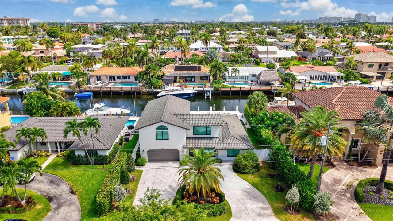 2447 SE 10th Street, Pompano Beach, Florida 33062, Stati Uniti