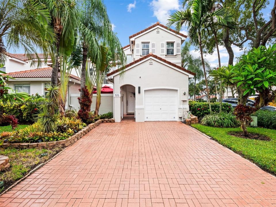 1515 Seagrape Way, Hollywood, Flórida 33019, Estados Unidos