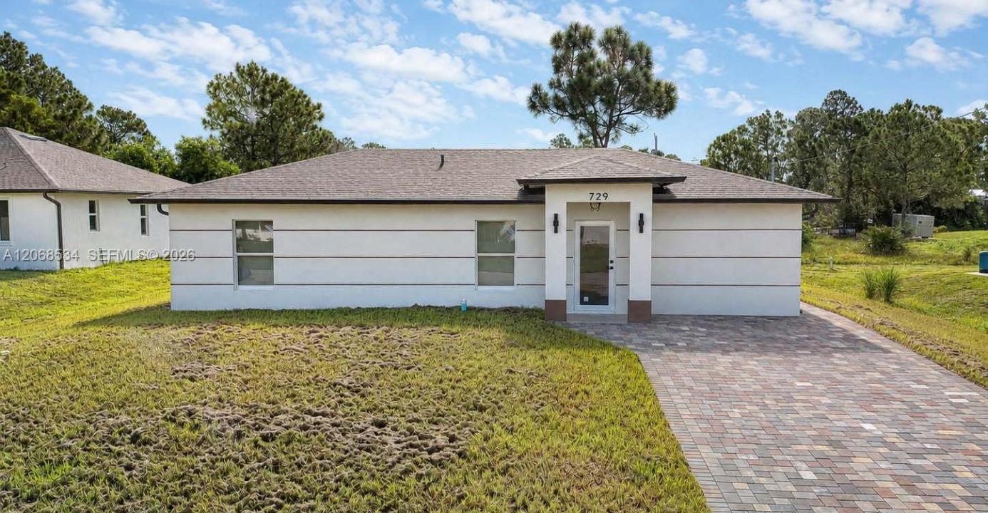 729 Anaconda Ave S, Lehigh Acres, Floride 33974, États-Unis