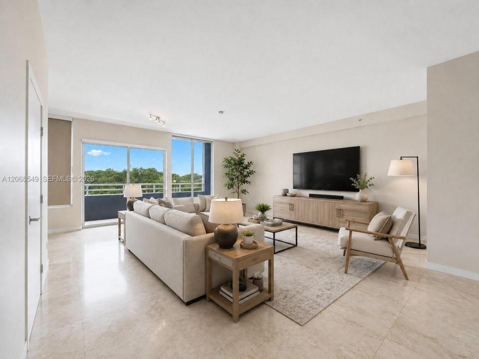 3250 Grand Ave 406, Miami, Florida 33133, Stati Uniti