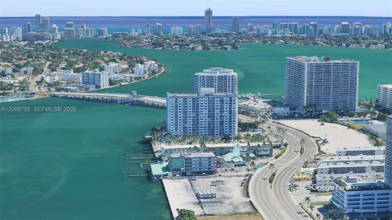 1865 79th St Cswy 2J, North Bay Village, Floride 33141, États-Unis