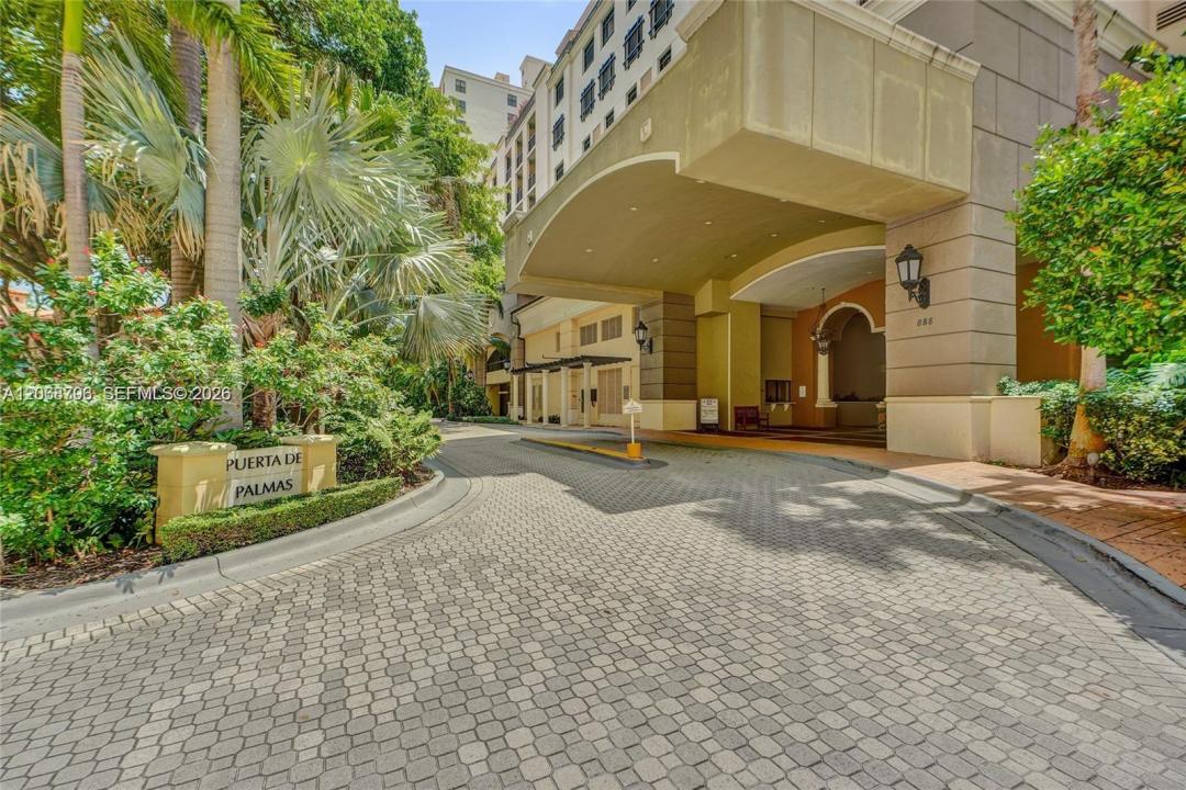 888 S Douglas Rd 304, Coral Gables, Floride 33134, États-Unis