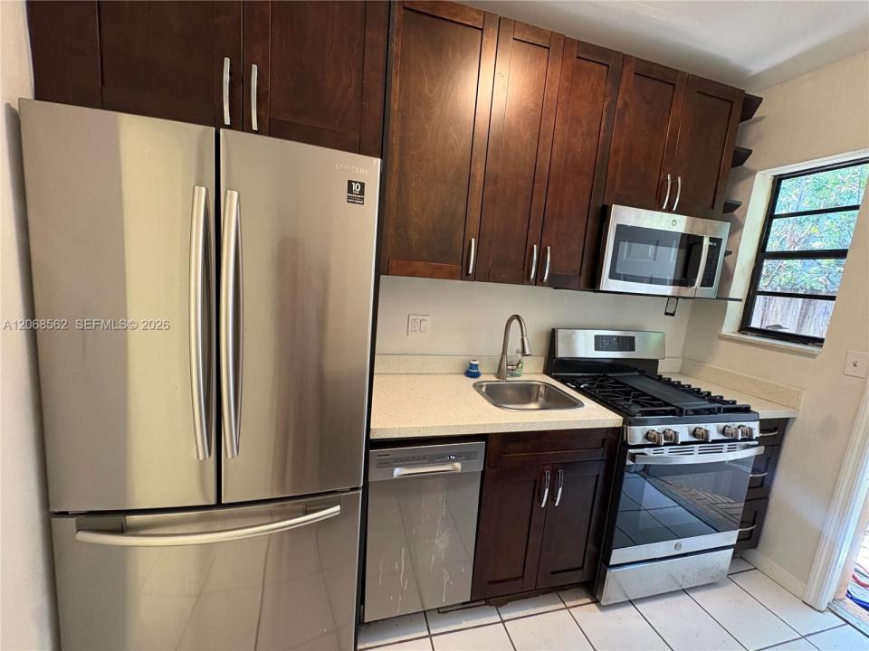 807 86th St 802, Miami Beach, Florida 33141, Amerika Birleşik Devletleri