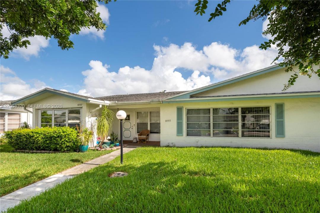 8555 NW 10th St B106, Plantation, Floride 33322, États-Unis