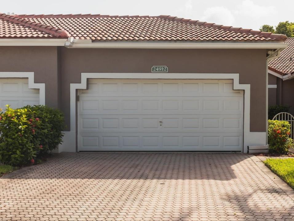 2491 Aragon Boulevard 2, Sunrise, Florida 33322, USA