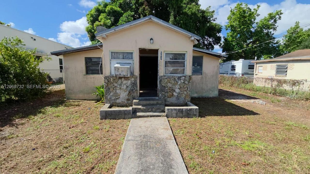 3168 NW 66th St, Miami, Florida 33147, Stati Uniti