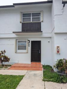 21 SW 109th Ave B5, Sweetwater, Florida 33174, USA