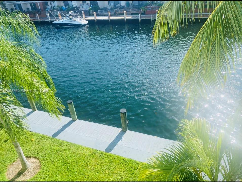 16570 NE 26th Ave 3F, North Miami Beach, Florida 33160, Stati Uniti