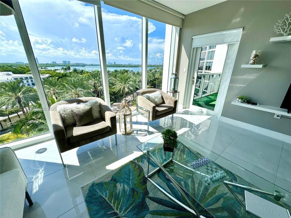 10275 Collins Ave 624, Bal Harbour, Floride 33154, États-Unis