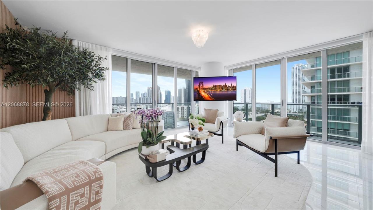 330 Sunny Isles Blvd 5-1107, Sunny Isles Beach, Floryda 33160, USA