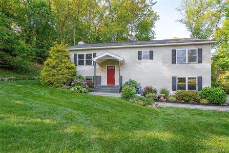 64 Gates Drive, Patterson, New York 12563, USA