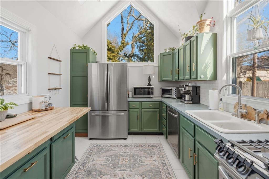 11 Heights Avenue, Warwick, Rhode Island 02889, États-Unis