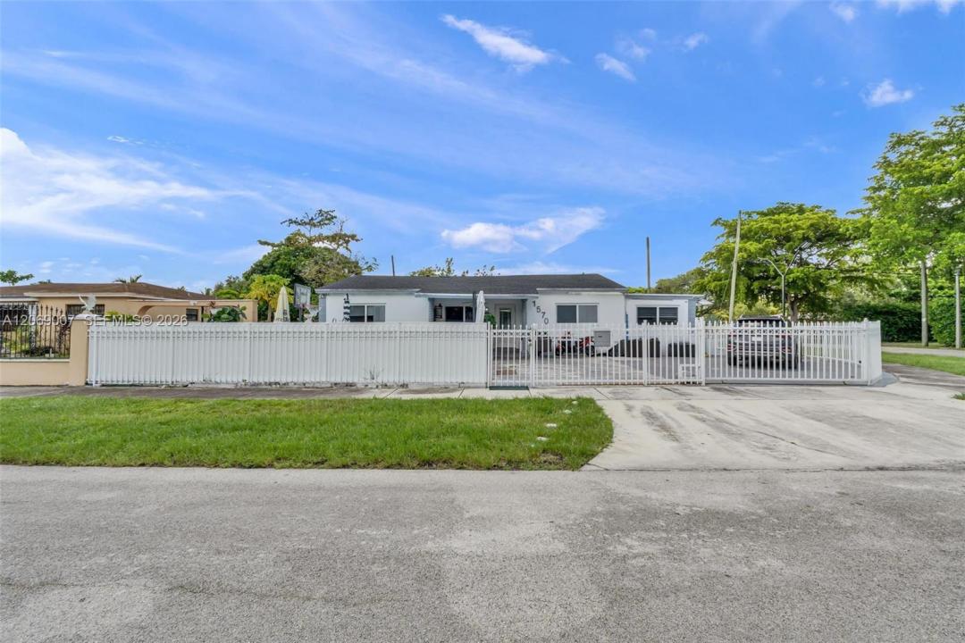 Miami, フロリダ 33167, アメリカ合衆国