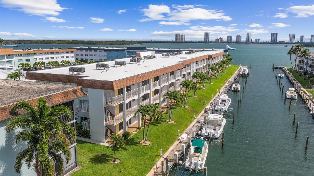 110 SHORE Court 315, North Palm Beach, Florida 33408, Stati Uniti