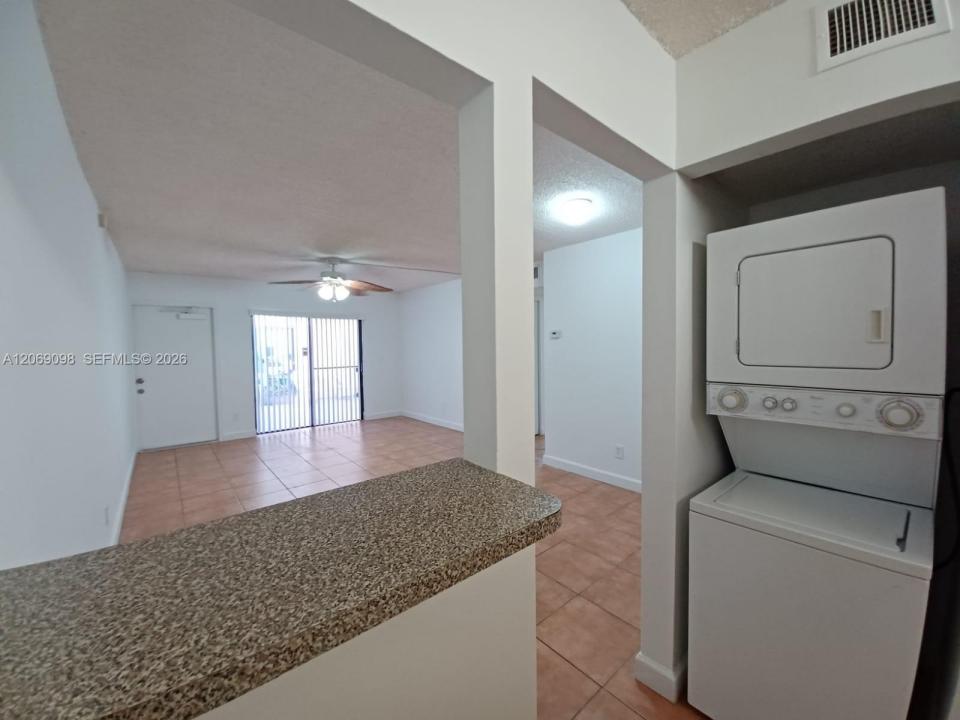 11120 Royal Palm Blvd 4-10, Coral Springs, 플로리다 33065, 미국