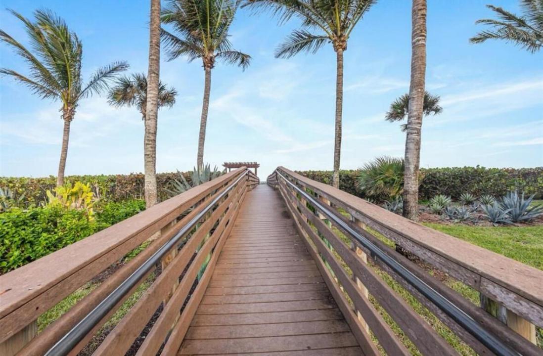 4225 N HIGHWAY A1A 17, Fort Pierce, Florida 34949, USA