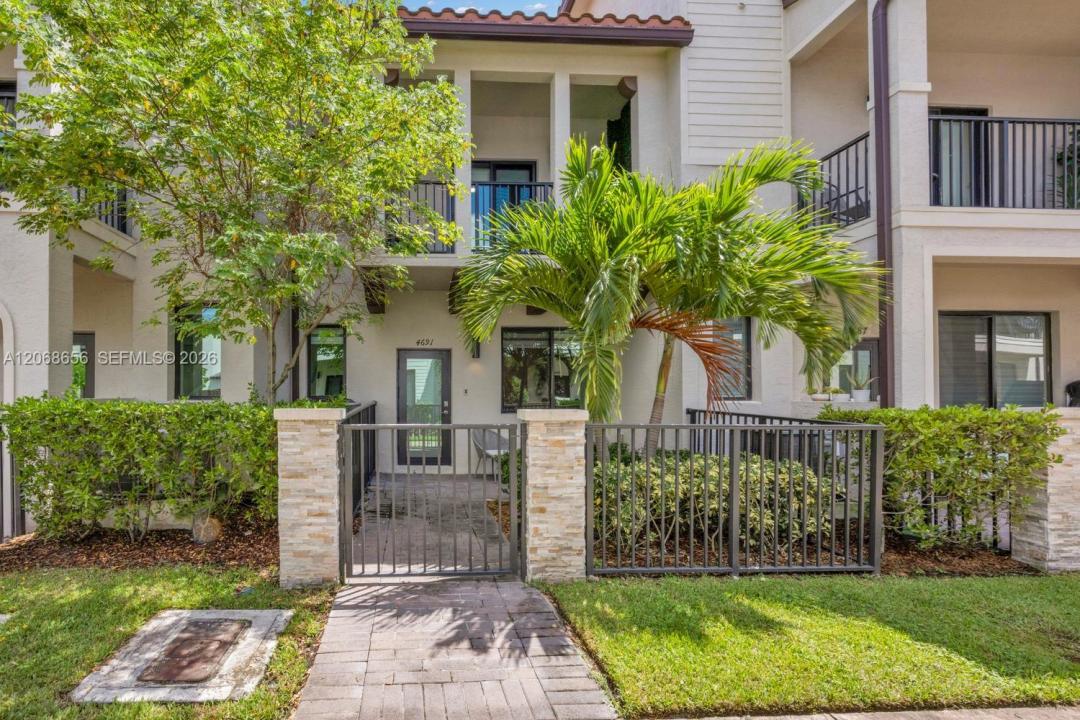 4691 NW 83rd Pkwy, Doral, Florida 33166, USA