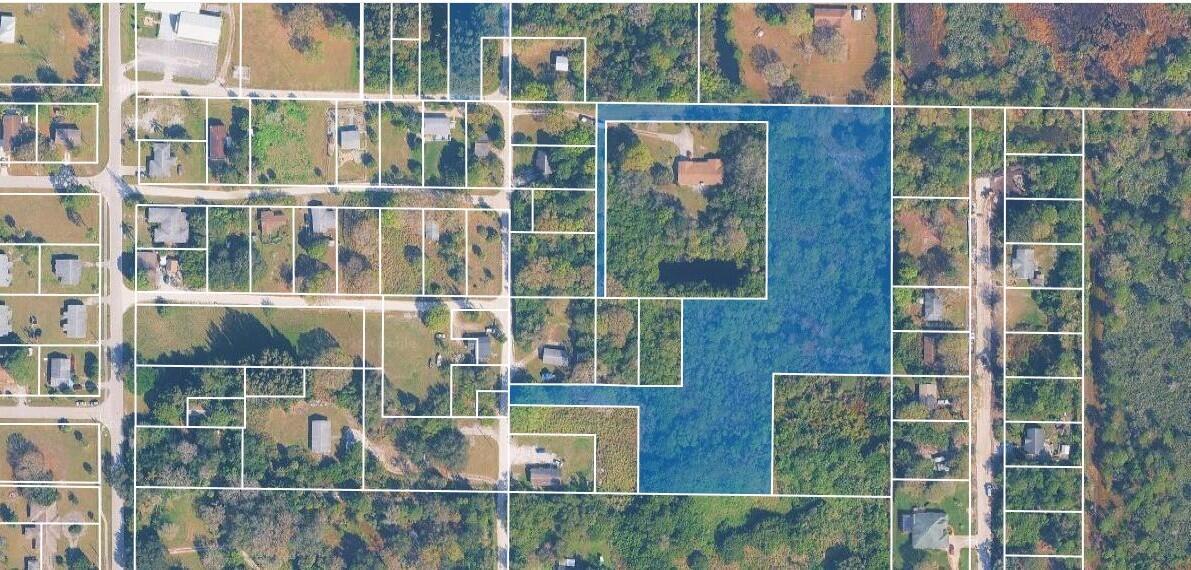 8624 63RD Avenue, Vero Beach, Florida 32967, USA
