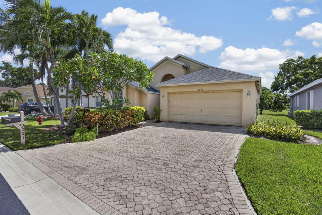 2221 SOUNDINGS Court, Floride 33413, États-Unis