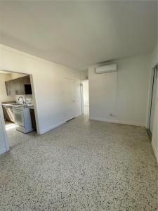 1137 NE 111th St 1135, Miami, Florida 33161, USA