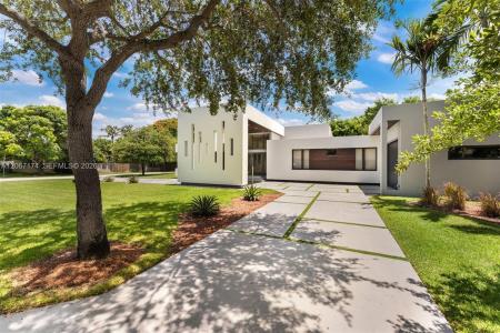 15315 SW 84th Avenue, Palmetto Bay, Florida 33157, USA