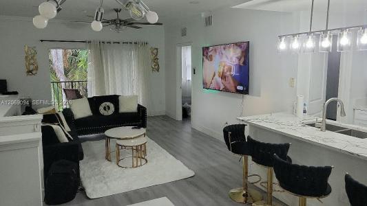 5840 W Sample Rd 302, Coral Springs, Florida 33067, USA