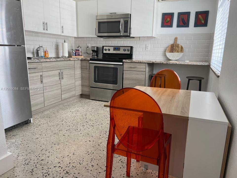1736 SW 3rd St 1, Miami, Floride 33135, États-Unis