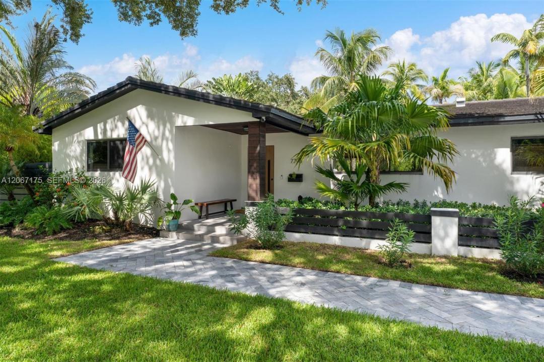 7790 SW 53rd Avenue, Miami, Florida 33143, USA
