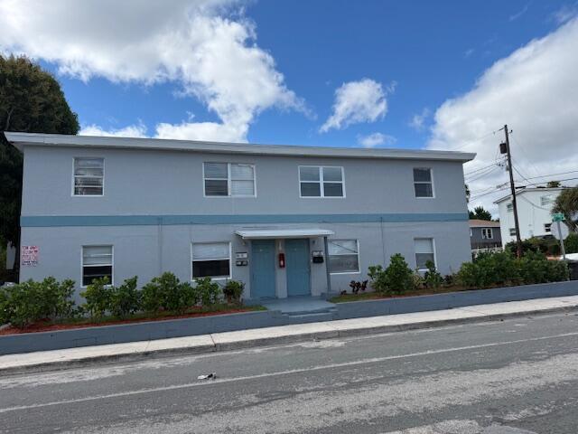 1913 Division Avenue 102, West Palm Beach, Floride 33407, États-Unis