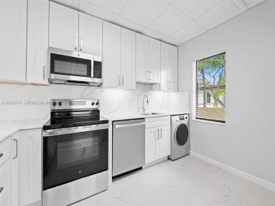 2300 NE 6th Ave 201, Wilton Manors, Florida 33305, USA