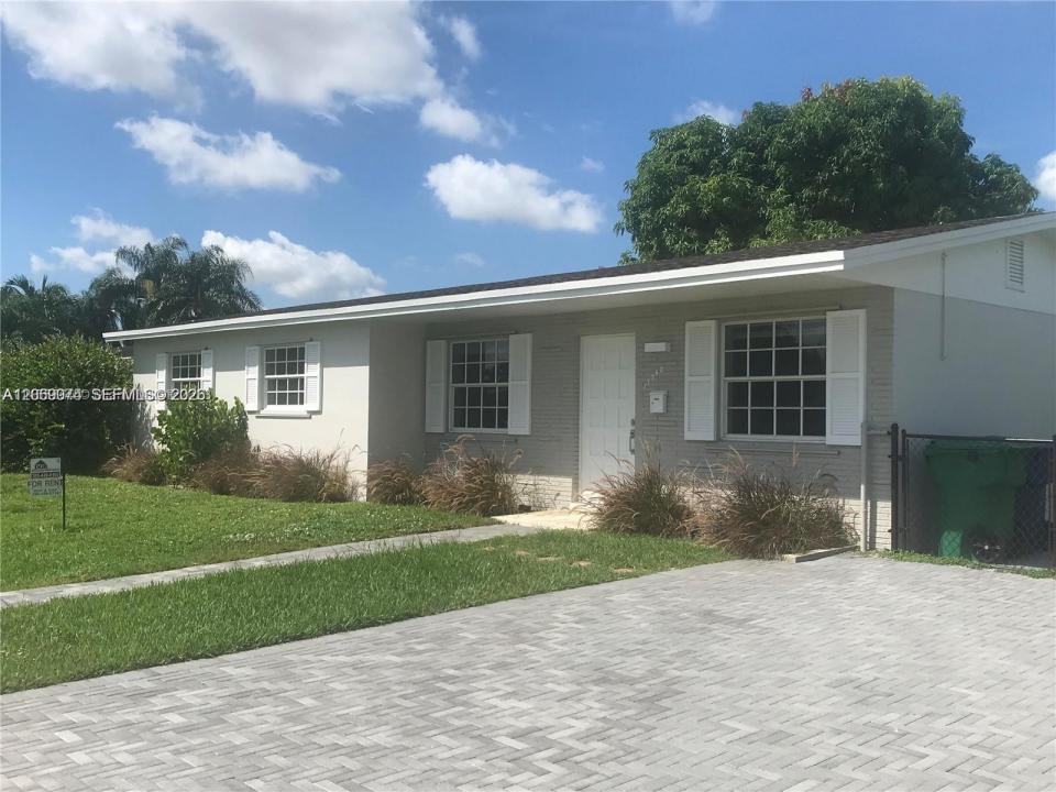 17940 NW 85th Ave, Hialeah, Floride 33015, États-Unis