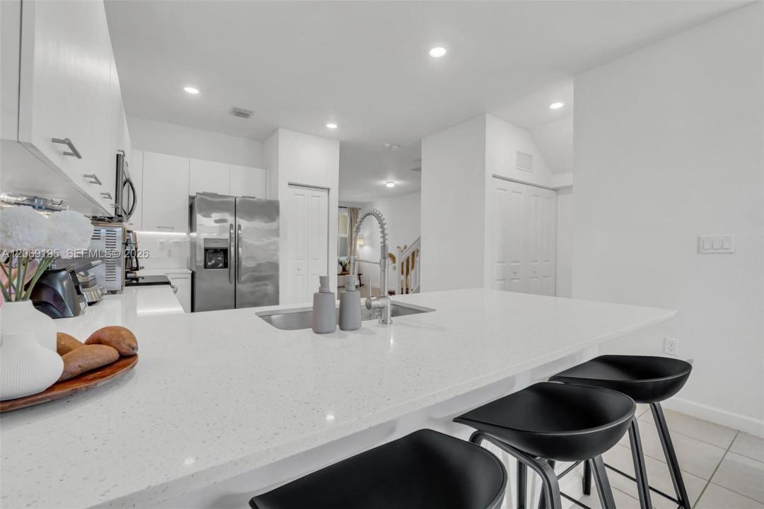 12613 NW 23rd Pl 0, Miami, فلوريدا 33167, الولايات المتحدة